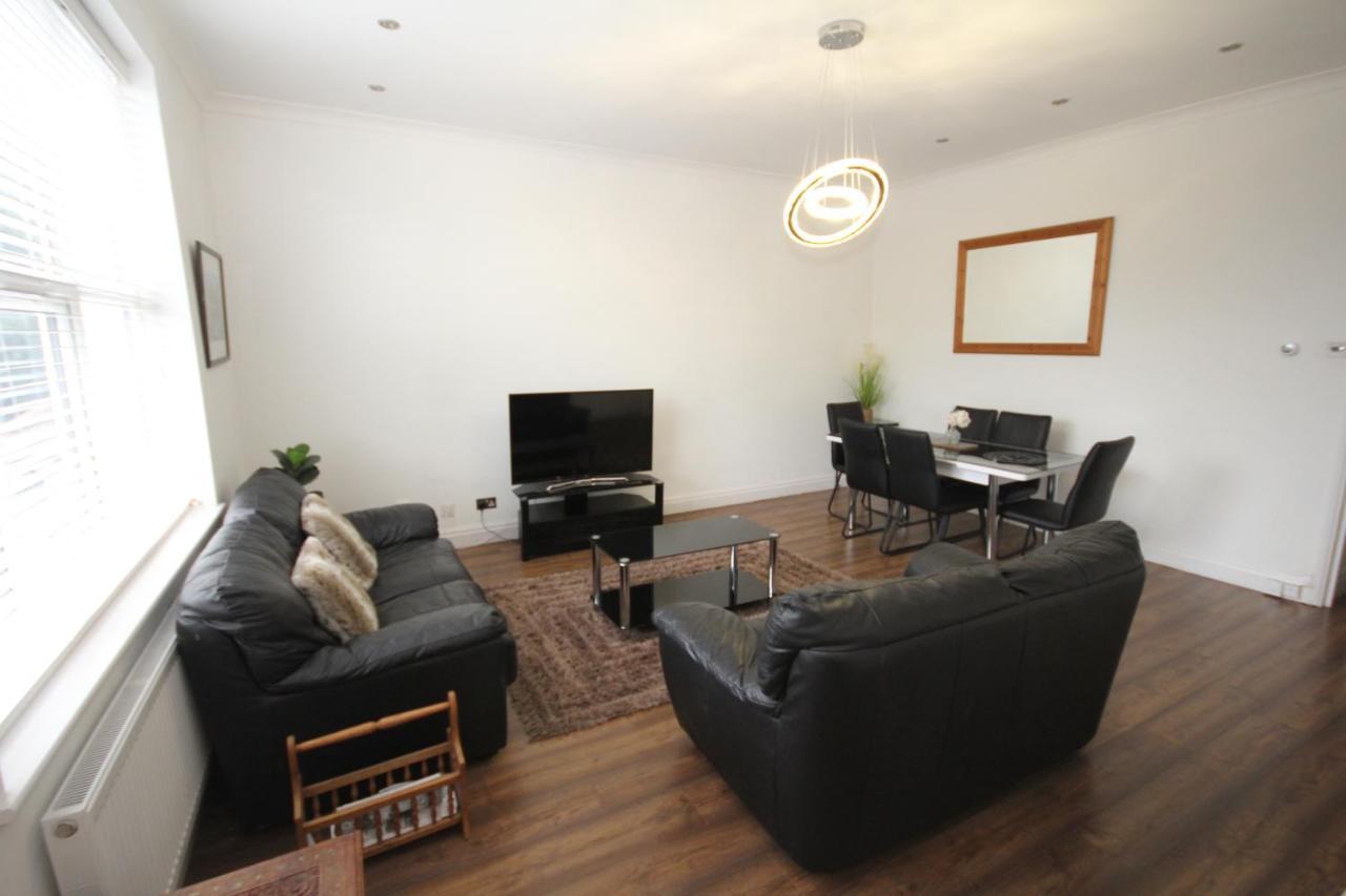 Great West Road Apartments Flat C London Exterior foto