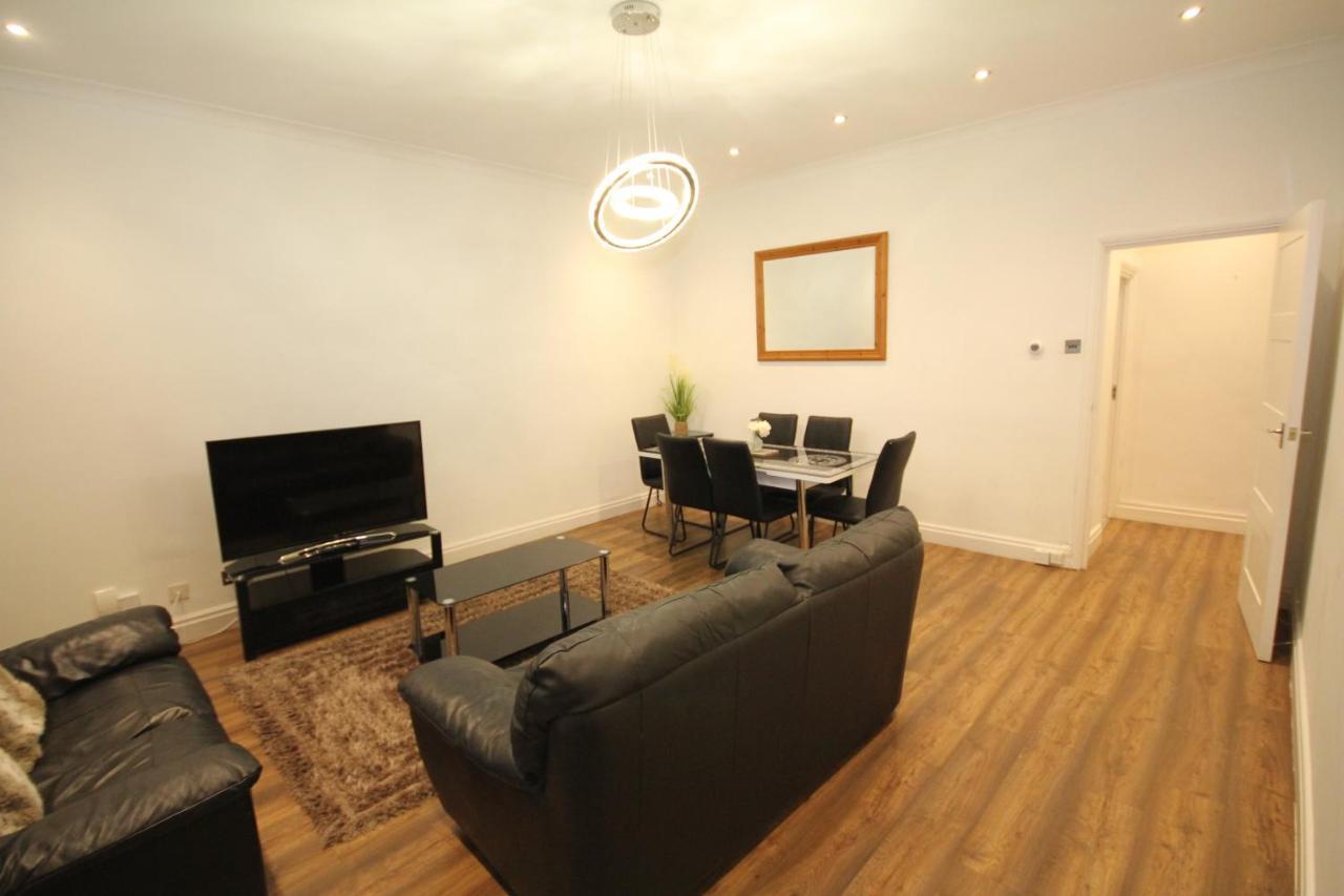 Great West Road Apartments Flat C London Exterior foto